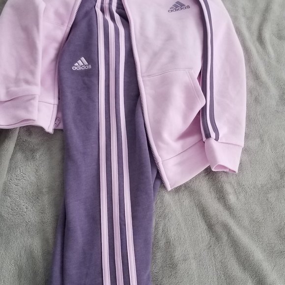 NWT Adidas 2pc Girls Jogger Set - Picture 4 of 7